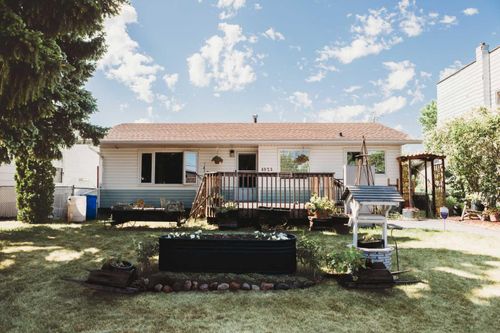 4923 54 Avenue, Viking, AB, T0B4N0 | Card Image