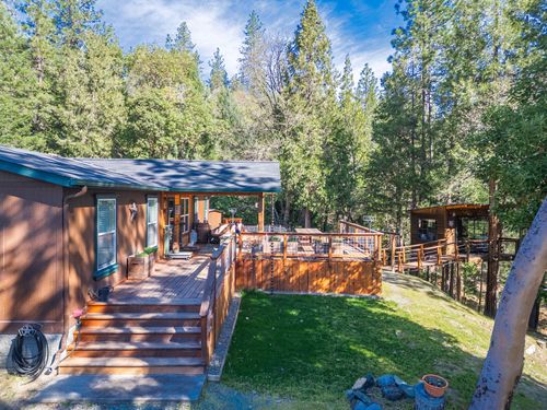 5191 Pleasant Creek Rd, Rogue River, OR, 97537-4753 | Card Image