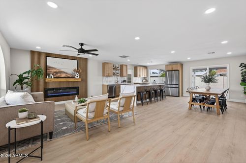 902 E 10th Place, Mesa, AZ, 85203 | Card Image