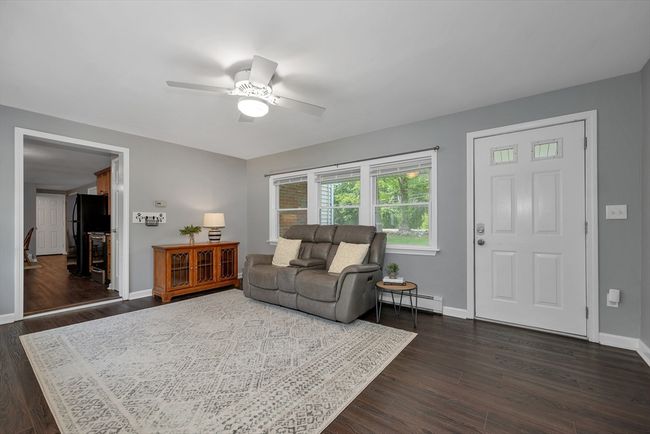 44 High St, House other with 4 bedrooms, 2 bathrooms and 5 parking in Stratham NH | Image 5