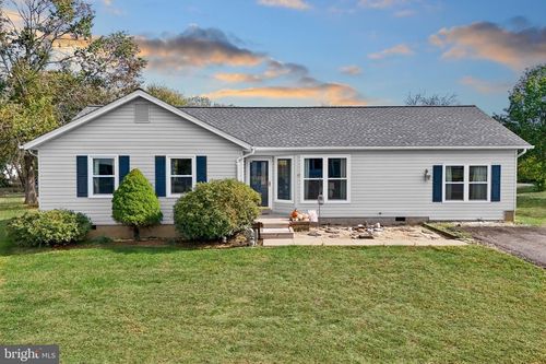 6835 Brianwood Ct, Bealeton, VA, 22712-9405 | Card Image