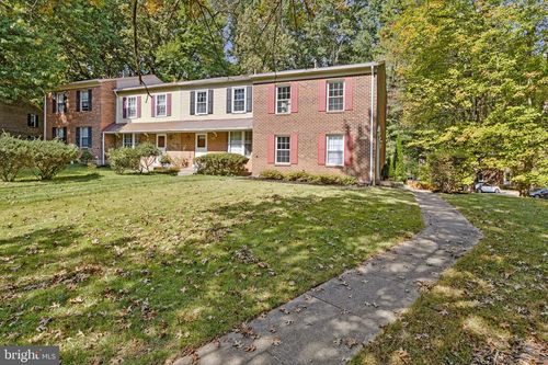 6401 Old Scotts Ct, SPRINGFIELD, VA, 22152-2119 | Card Image