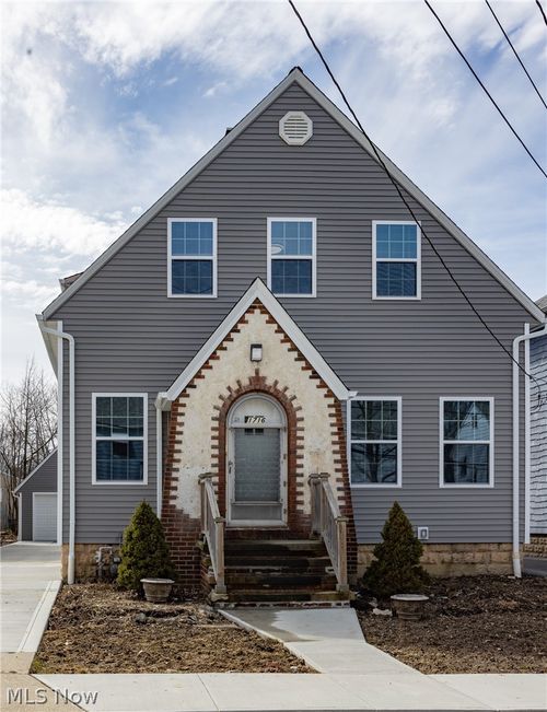 1716 Robindale Street, Wickliffe, OH, 44092 | Card Image
