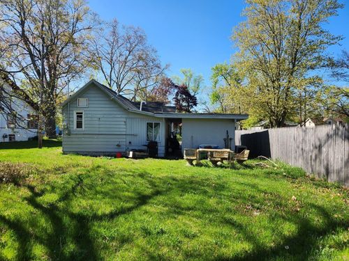 758 Oak Ave, Muskegon, MI, 49442-2014 | Card Image