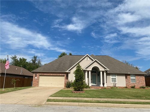1903 W Countryside Ln, Rogers, AR, 72758-4988 | Card Image