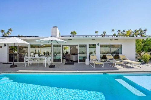 2463 S Broadmoor Dr, Palm Springs, CA, 92264-5915 | Card Image