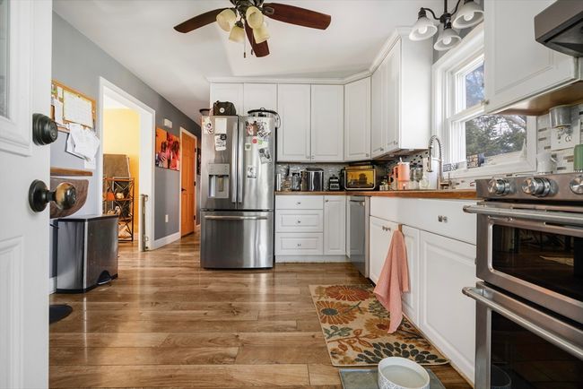 174 Pasture Farm Dr, House other with 3 bedrooms, 2 bathrooms and 4 parking in Middletown RI | Image 10