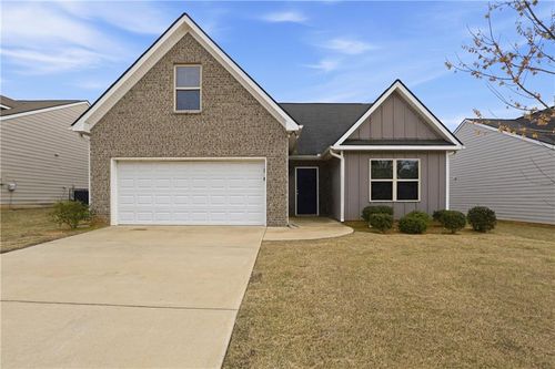 122 W Lexington Ave, Griffin, GA, 30223-2588 | Card Image