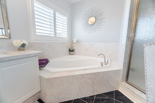 37 Baybrook Rd, House other with 6 bedrooms, 4 bathrooms and 4 parking in Brampton ON | Image 23