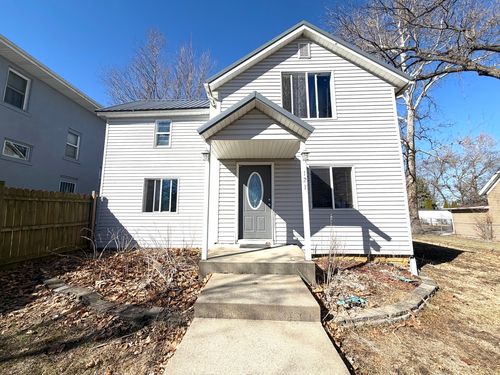 121 S Merrill St, Preston, IA, 52069-9769 | Card Image