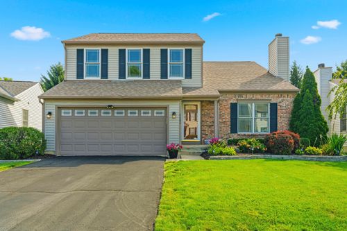 8482 Olenbrook Dr, Lewis Center, OH, 43035-8707 | Card Image