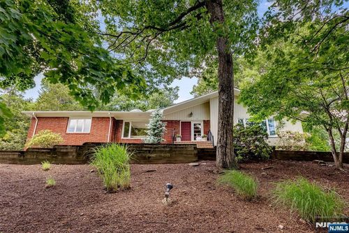 83 Brookside Terrace, Caldwell, NJ, 07006 | Card Image