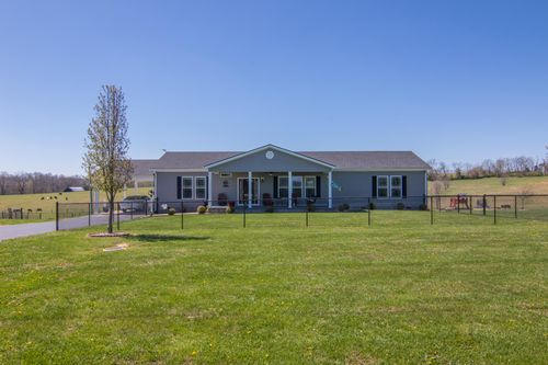 386 Oakland Ln, Harrodsburg, KY, 40330-9094 | Card Image