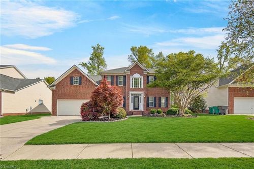 2989 Maple Branch Dr, High Point, NC, 27265-8223 | Card Image