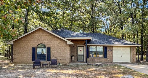 1511 County Road 44900, Blossom, TX, 75416-3018 | Card Image