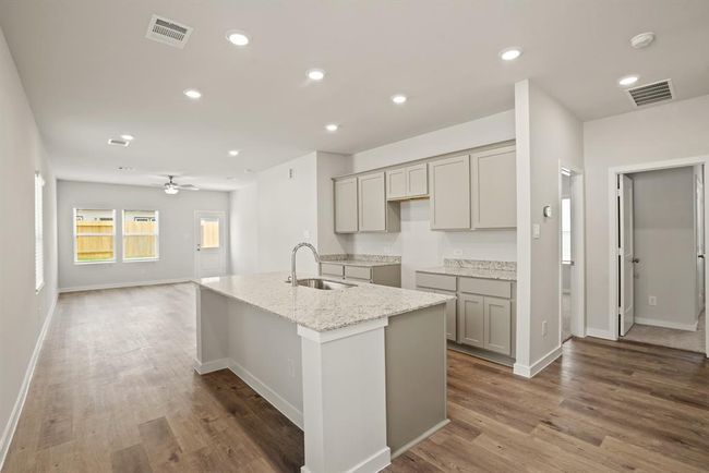16207 Globetrotter Court, House other with 3 bedrooms, 2 bathrooms and 2 parking in Porter TX | Image 4