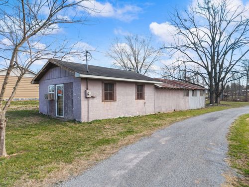 2066 N Highway 127, Russell Springs, KY, 42642-9504 | Card Image