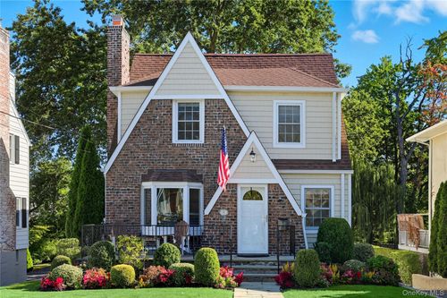 417 Wagner Ave, Mamaroneck, NY, 10543-2839 | Card Image