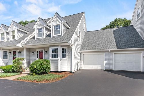 24-24 Cinnamon Cir, Walpole, MA, 02081-3650 | Card Image