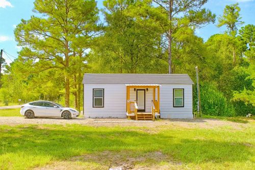 2 Lula Dr, Huntsville, TX, 77320-1380 | Card Image