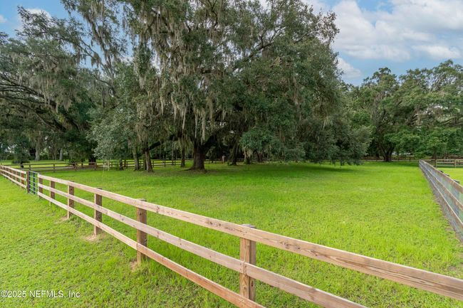 6301 W Highway 326, House other with 3 bedrooms, 2 bathrooms and null parking in Ocala FL | Image 54