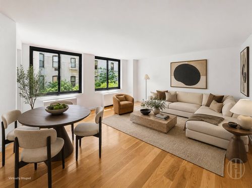 4k-40 E 94th St, New York, NY, 10128-0722 | Card Image