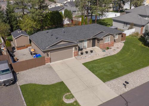 3807 E Tanager Ln, Mead, WA, 99021-8319 | Card Image