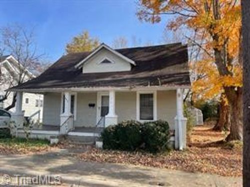 433 N State St, Lexington, NC, 27292-2687 | Card Image