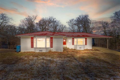 8 Crescent Dr, Viburnum, MO, 65566-8610 | Card Image