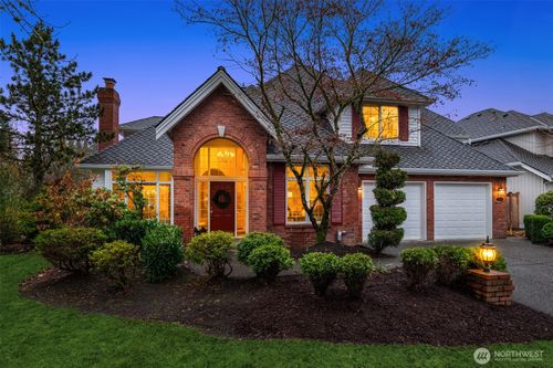 3014 213th St Se, Bothell, WA, 98021-7843 | Card Image