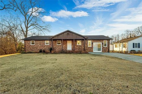 1 Valley St, Granite Falls, NC, 28630-1717 | Card Image