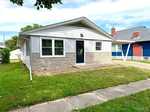 206 E Church St, Palmyra, MO, 63461-1604 | Card Image