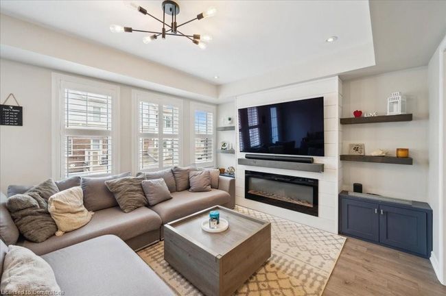 1222 Rose Way, Townhouse with 3 bedrooms, 3 bathrooms and 2 parking in Milton ON | Image 6