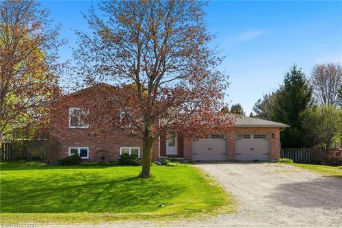 24 Jordan Dr, Belgrave, ON, N0G1E0 | Card Image