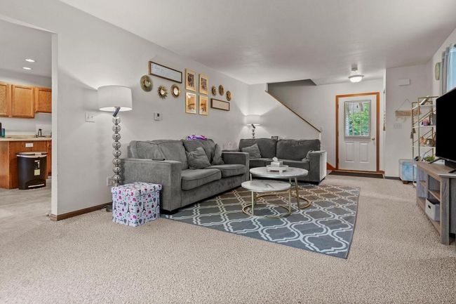 4642 Ridge Court, Condo with 3 bedrooms, 2 bathrooms and null parking in MANITOWOC WI | Image 7