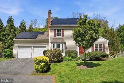 9509 Snyder Mill Ct, Montgomery Village, MD, 20886-4070 | Card Image