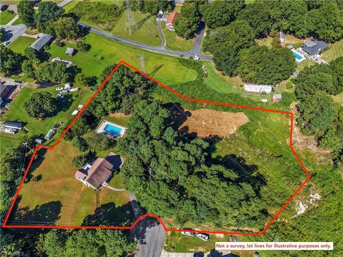 197 Hicks Ct, Lexington, NC, 27295-7061 | Card Image