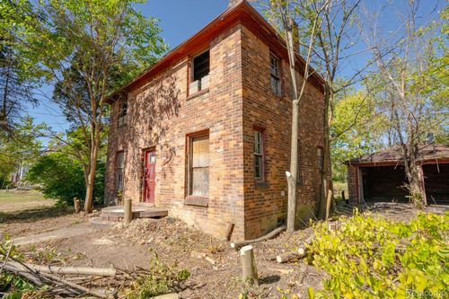 300 W Nevada St, Highland Park, MI, 48203-2269 | Card Image