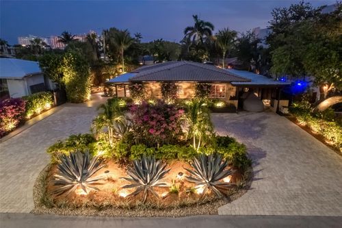 258 Basin Dr, Lauderdale By The Sea, FL, 33308-5051 | Card Image