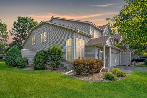 20608 Fenston Ave N, Forest Lake, MN, 55025-9810 | Card Image