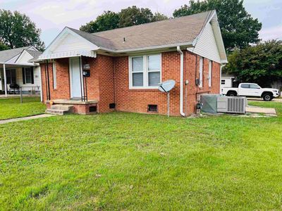 1002 W Cherry, House other with 3 bedrooms, 1 bathrooms and null parking in Jonesboro AR | Image 2