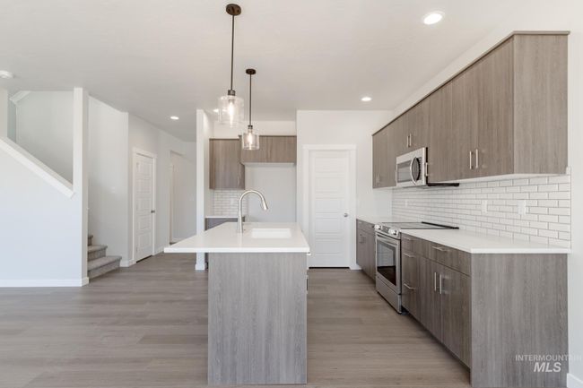 741 N Aleppo Way, House other with 3 bedrooms, 3 bathrooms and 2 parking in Meridian ID | Image 7
