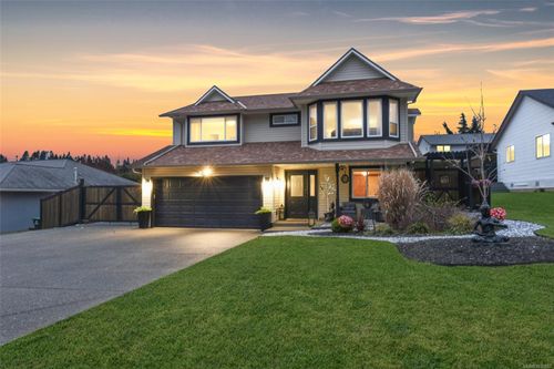 1866 Hawk Dr, Courtenay, BC, V9N8Y8 | Card Image