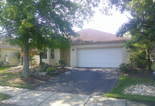 29 Peasley Dr, Marlboro, NJ, 07746-1765 | Card Image