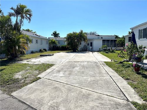 4701 Lafayette Ln W, ESTERO, FL, 33928-3696 | Card Image