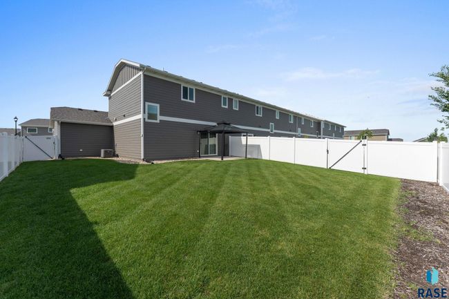 4418 E Whisper Ridge Pl, Townhouse with 2 bedrooms, 2 bathrooms and null parking in Sioux Falls SD | Image 16