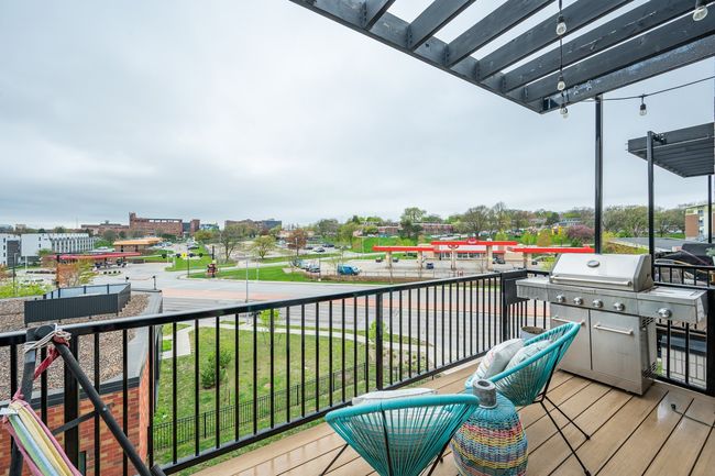 1327 Keosauqua Way, Condo with 2 bedrooms, 3 bathrooms and null parking in Des Moines IA | Image 20