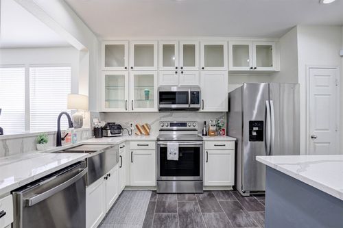 10716 Traymore Dr, Fort Worth, TX, 76244-8549 | Card Image