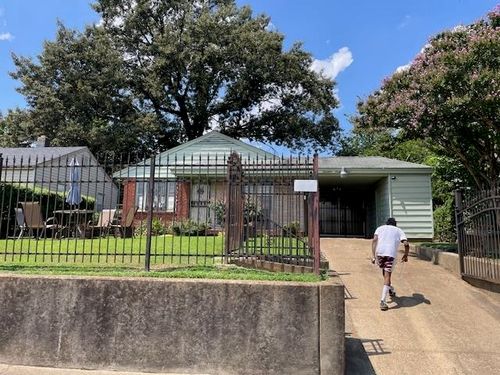 1463 Ragan St, Memphis, TN, 38106-6105 | Card Image