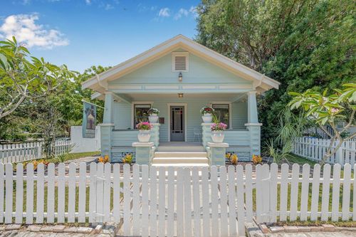 1415 7th Ave N, ST PETERSBURG, FL, 33705-1313 | Card Image